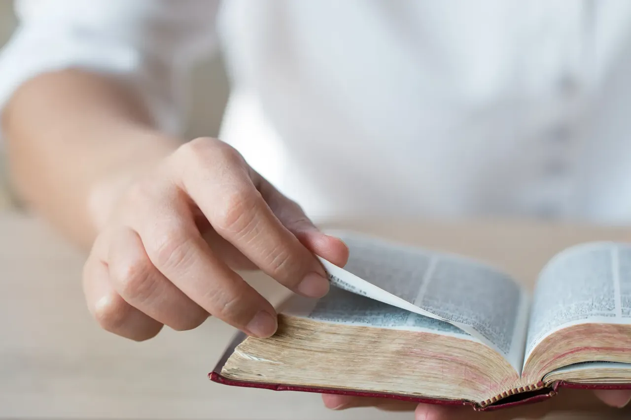 Wo wird Jesus Christus beschrieben?