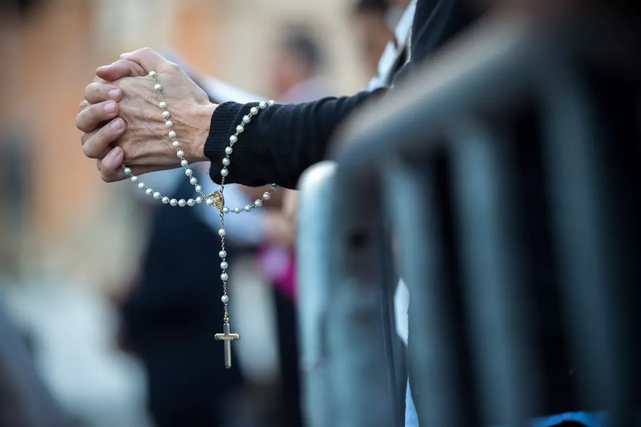 Glauben Katholiken an Jesus Christus?